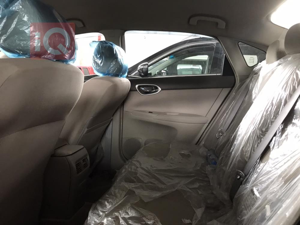 نيسان سنترا